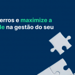 Minimize erros e maximize a efetividade na gestão do seu estoque. Na imagem tem um quebra cabeça sem nenhum desenho com uma peça faltando ser encaixada, sendo encaixada. a imagem passa a ideia de Agilidade na Integração